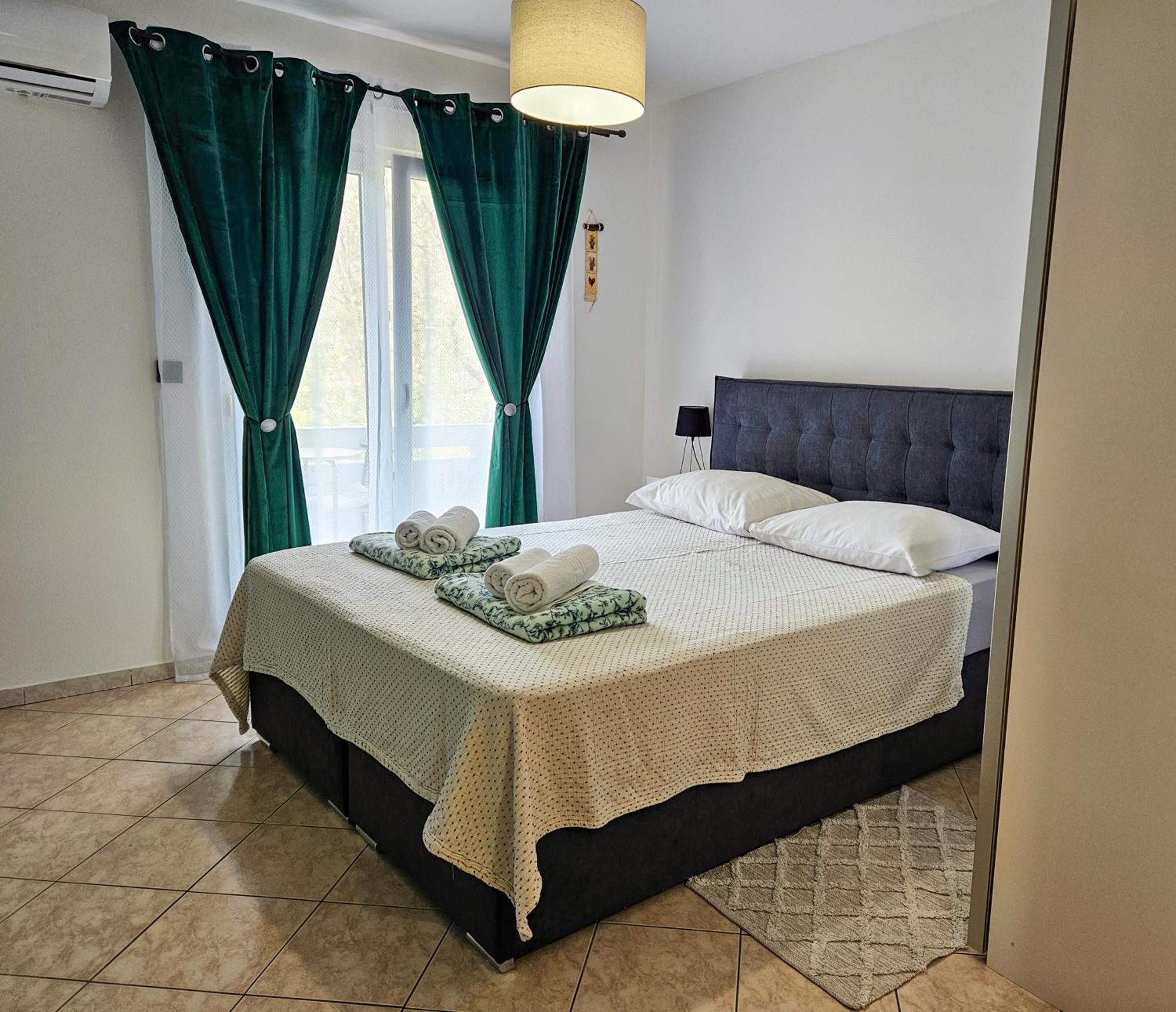 Apartments Mira Baška Dış mekan fotoğraf